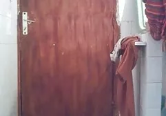 لاتینا, دخترک معصوم فیلم سوپر خارجی شهوانی 1
